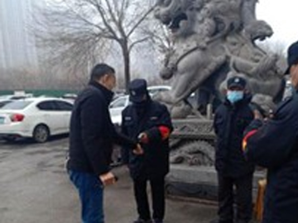 共克時(shí)艱戰(zhàn)疫情！ ---安陽林源物業(yè)人在行動